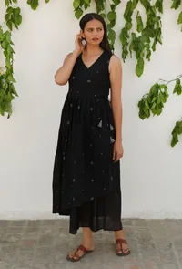 Black Jamdani Mulmul Asymmetrical Angrakha Kurta Dress image 3