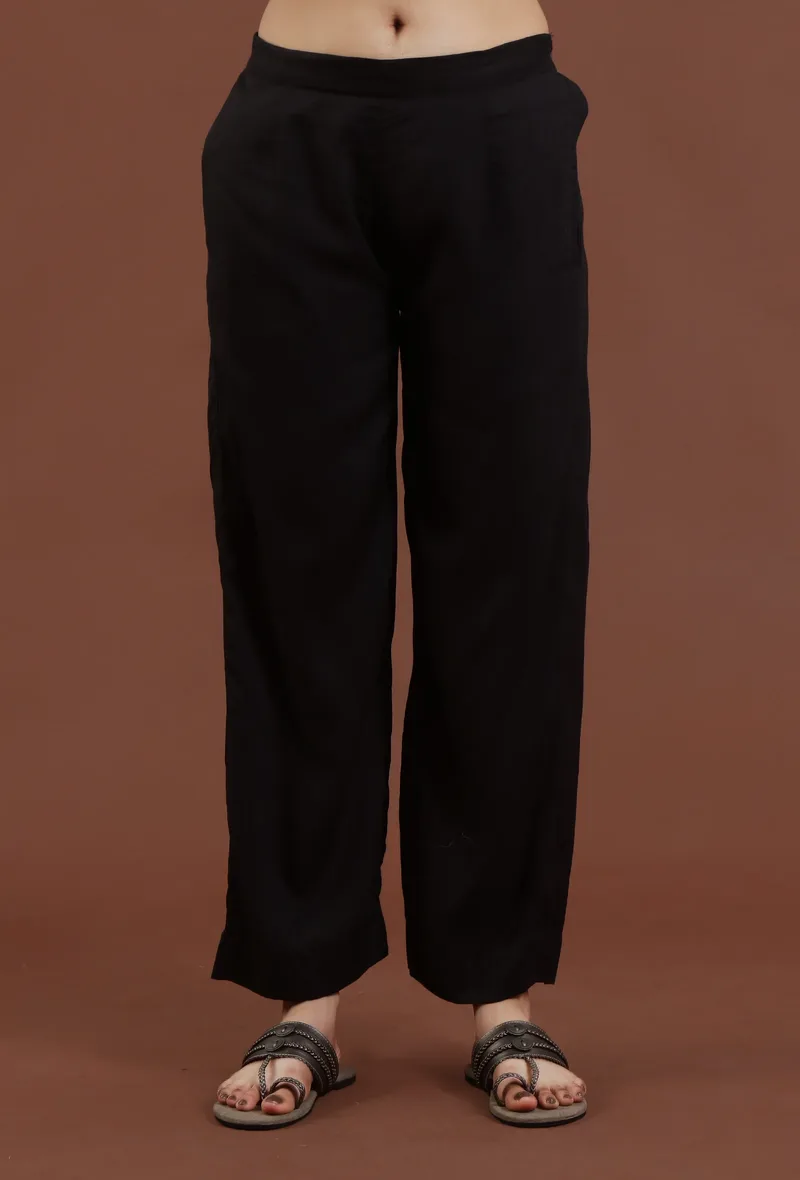 Black Solid Shantoon Straight Pant