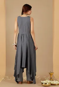 Grey Rayon Sleeveless Asymmetrical Gathered Kurta image 4