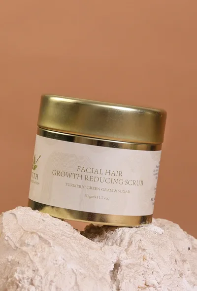 Facial Hair Growth Reducing Scrub