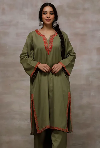 Sage Green Pure Woollen Phiran