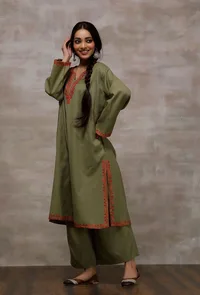 Sage Green Pure Woollen Phiran image 5