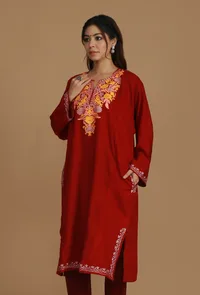 Maroon Phiran with Yellow and White Aari Embroidery- Free Size image 4