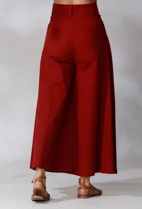Maroon High Waist Pants With Front Pockets image 3
