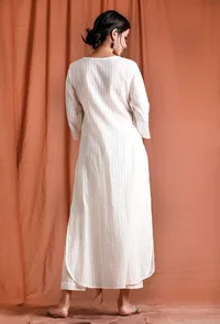 Off White Cotton Kurta image 4