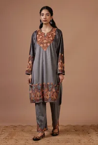 Grey Velvet Ari Embroidered Kurta & Pant Set- Free Size image 3