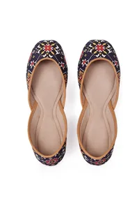 Blue Silk Patola Print Juttie image 2