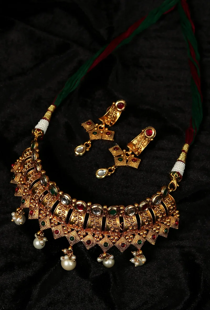 Rajvilas Temple Heritage Kemp Necklace Set with Pearls