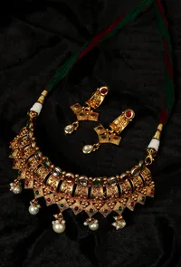 Rajvilas Temple Heritage Kemp Necklace Set with Pearls image 1