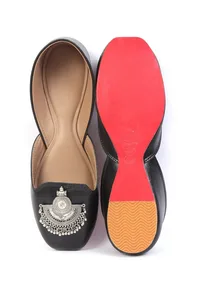Timeless Black Jutti with Silver Details and Ghungroo image 4