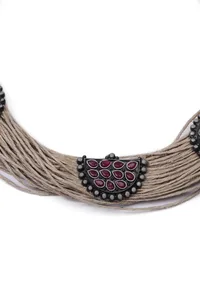 D Shaped With Stone Jute Necklace image 4