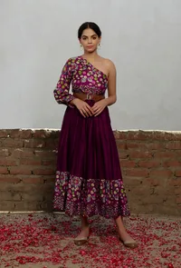 Maroon Kalamkari One Shoulder Long Pleated Dress With Belt image 2