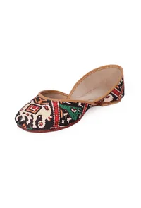 Dark Green & Red Silk Patola Print Juttie image 6