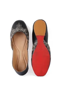 Amaya Black Dori Zari Embroidered Jutti image 3