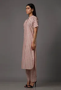 Red and White Stripes Pure Woven Cotton Kurta With Complimentary Matching Mask image 3