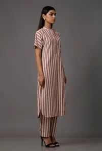 Red and White Stripes Pure Woven Cotton Kurta With Complimentary Matching Mask image 4