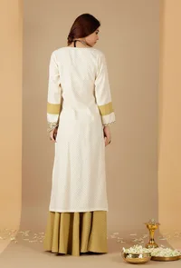 Off-White & Earls Green Bandhani Straight Kurta image 4