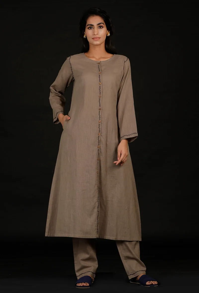 Wisteria Lilac Solid Embroidered Kurta