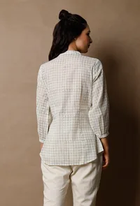 Off White Buttoned Cotton Shirt image 3