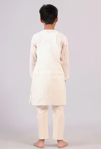 Set Of 2: White Cotton Stripes Kurta Pyjama image 5