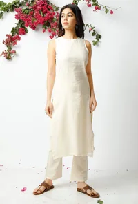 Set of 2: The Charismatic Off White Cotton Kurta Matched with Off White Kota Pants image 1
