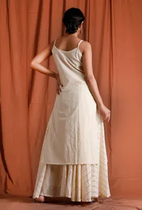 Set of 2- White Cotton Slip Kurta with Umbrella Skirt image 4