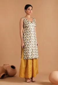 Prisha Allover Kalamkari Straight Kurta image 2