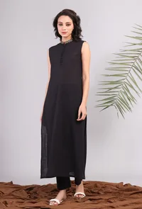 Set of 2: Black Bandhgala Sleeveless Kurta with Solid Black Narrow Pants image 1