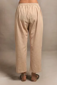 Set of 2: Ecru Hand Block Printed Sleeveless Kurta with Ecru Straight Fit Narrow Pants image 5