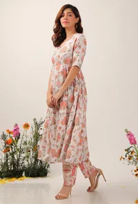 Set Of 2: Cara Floral Chintz Gathered Kurta Dress With Narrow Fit Pants image 3