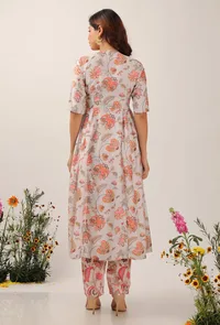 Set Of 2: Cara Floral Chintz Gathered Kurta Dress With Narrow Fit Pants image 4