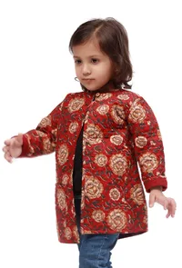 Red Kalamkari Print Quilted Reversible Jacket image 3