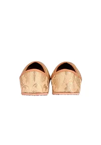 Beige Brocade Genuine Leather Punjabi Jutti image 5