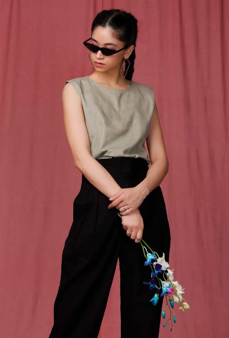 Moss Green Round Neck Linen Top