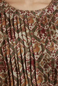Set of 2: Heritage Patola Printed Tussar Silk Gathered Kurta with Shantoon Pant Set image 6