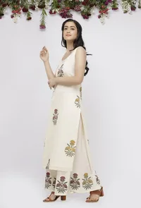 Off White  Straight Fit Hand-Block Printed Kota Kurta image 2