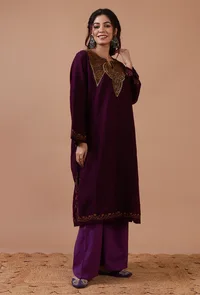 Magenta Red Woolen Sozni Embroidered Phiran- Free Size image 3