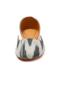 Grey and White Ikkat Cruelty Free Leather Juttis image 6