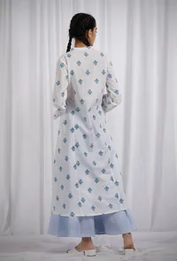 Set Of 2: Blue and Green Block Printed Slub Flared Kurta with Cotton Striped Flared Pants image 4