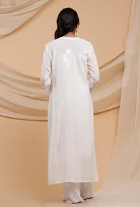 White Chikankari Kurta image 4