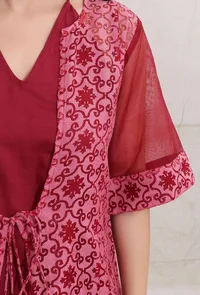 Carmine Red Brasso Organza & Plain Organza Front Tie-up Overlay image 4