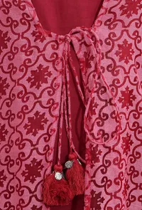 Carmine Red Brasso Organza & Plain Organza Front Tie-up Overlay image 5