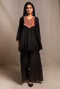 Black Front Embroidered Gathered Short Kurta image 1