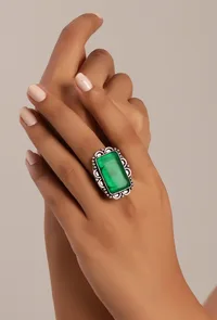 Emerald Rectangular Elegance Ring image 1