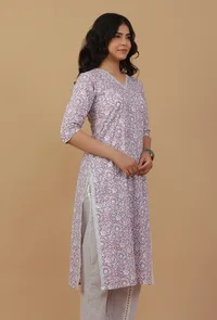 Lavender Floral Printed Cotton Straight Kurta image 3