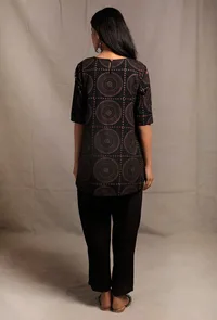 Set of 2: Black Hand Block Printed & Embroidered Short Tunic with Black Flex Narrow Pants image 3