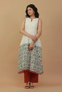 Set of 2: Off-White Sleeveless Block Printed Kurta with Rust Cotton Pants image 1