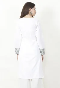 White Kurta With Olive Green Kantha Work image 4