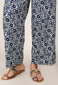 Printed Cotton Pants image 3
