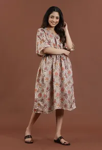 Elegant Beige Floral Printed Tabby Silk Kaftan Dress image 2